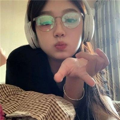 美好正逢时海报