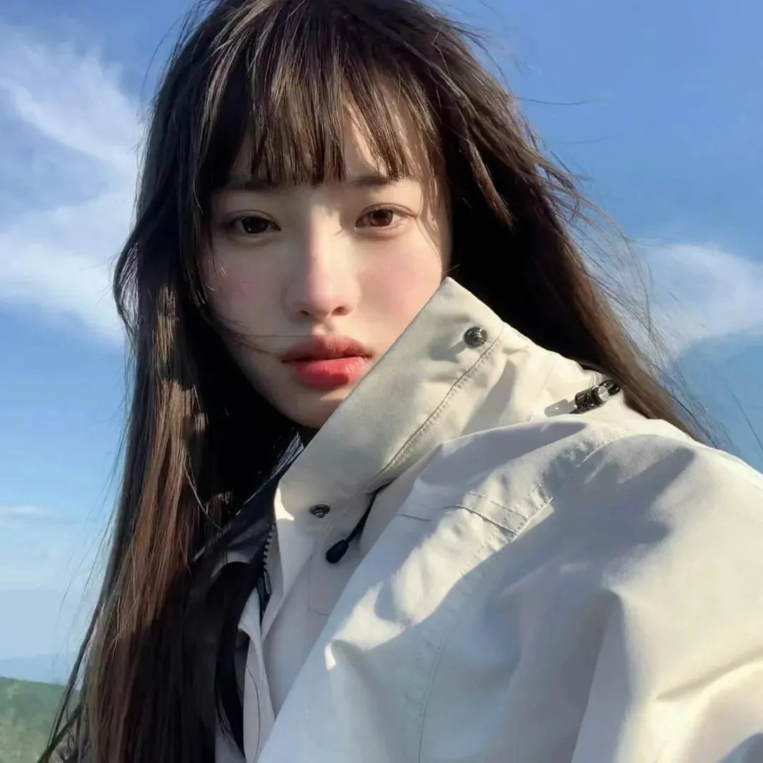 曼森失踪的女孩海报